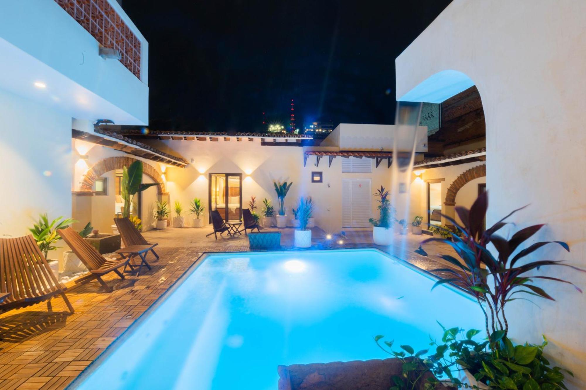 Casa Victoria Malecon - Adults Only Ξενοδοχείο Πουέρτο Βαγιάρτα Εξωτερικό φωτογραφία