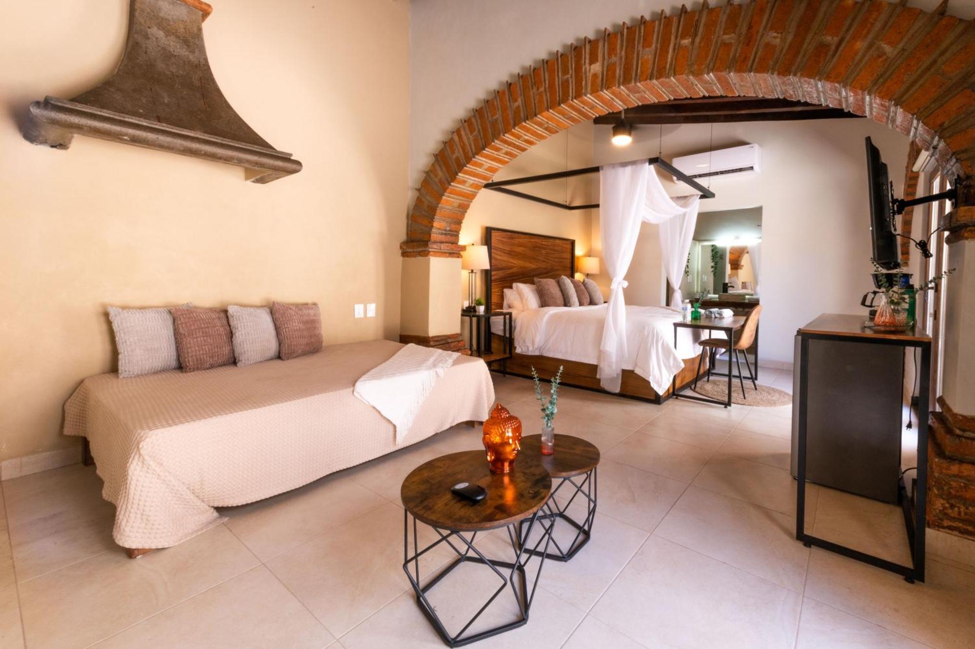 Casa Victoria Malecon - Adults Only Ξενοδοχείο Πουέρτο Βαγιάρτα Εξωτερικό φωτογραφία